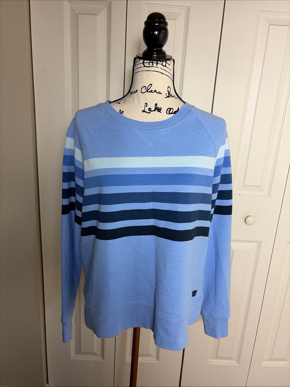 Womens large L.L. Bean Women's Peaks Island Striped Crewneck Sweatshirt